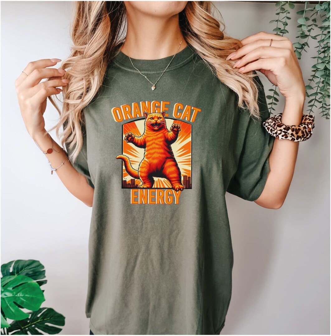 T-SHIRT BIANCA CON STAMPA INFERMIERE ARANCIONE | MANICA CORTA | UOMO T-SHIRT BIANCA CON STAMPA INFERMIERE ARANCIONE | MANICA CORTA | UOMO